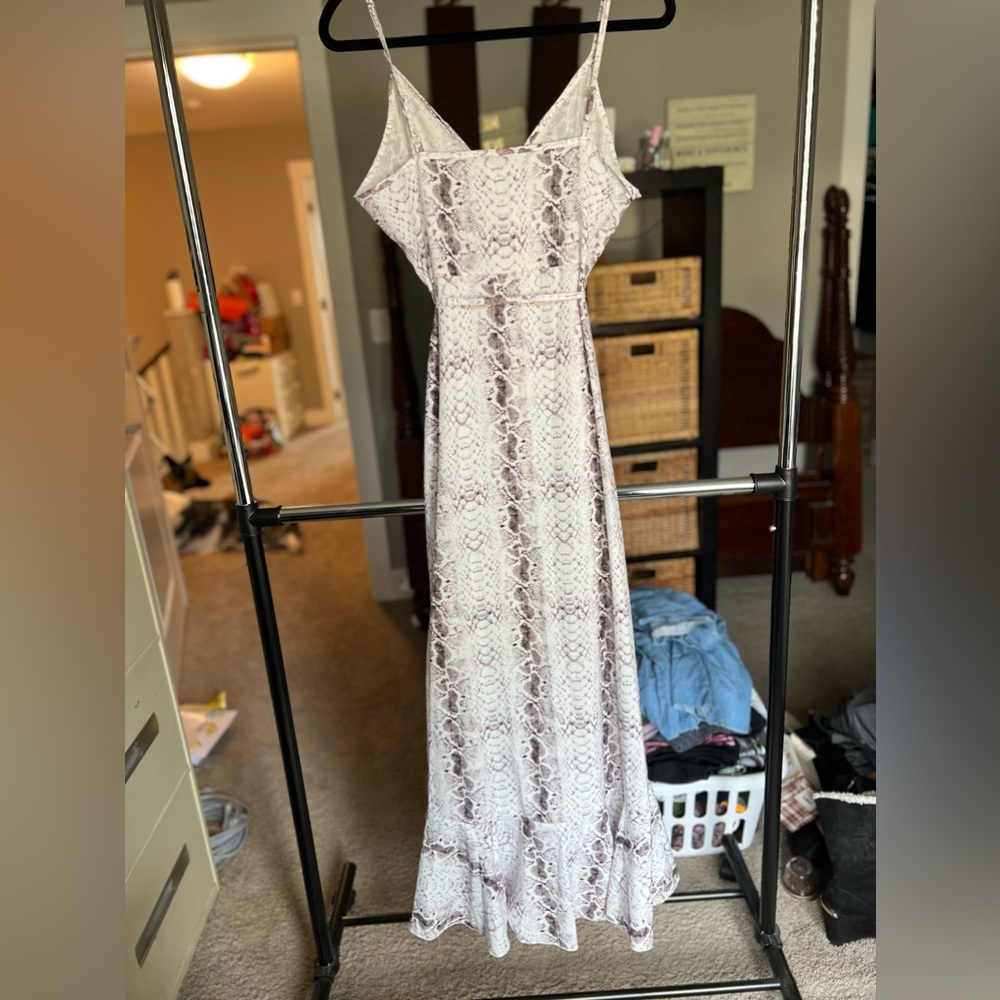🌟Snakeskin maxi dress size s/m 🌟 - Picture 2 of 4